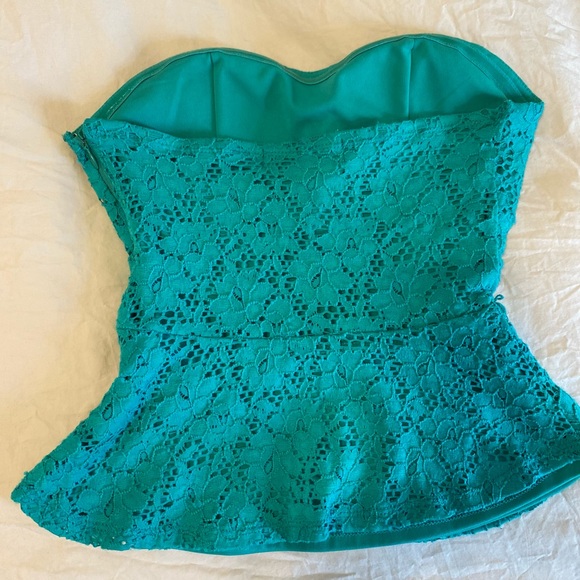 Strapless top - Picture 2 of 2